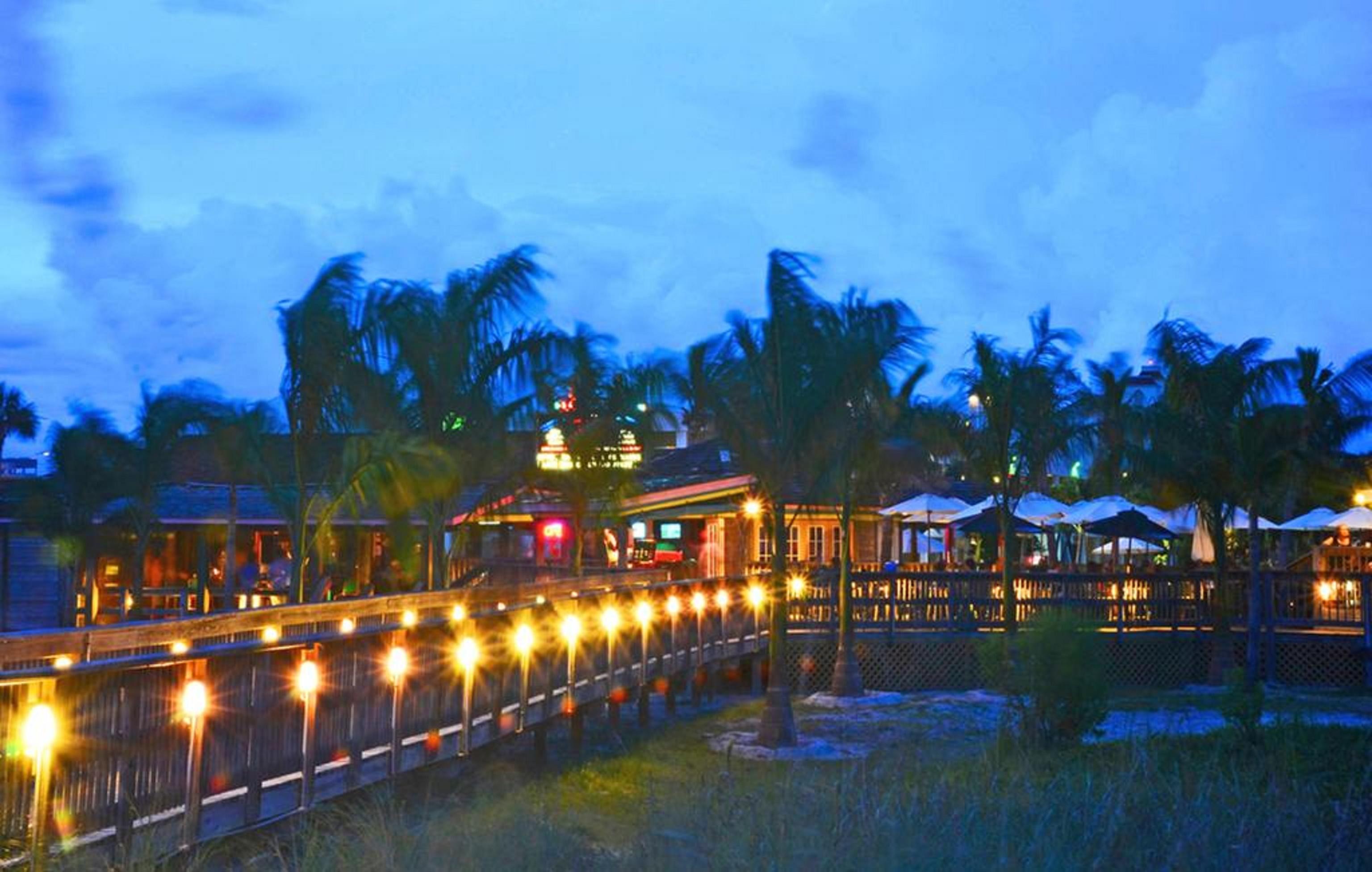 The Beachcomber St. Pete Beach Resort & Hotel Удобства фото